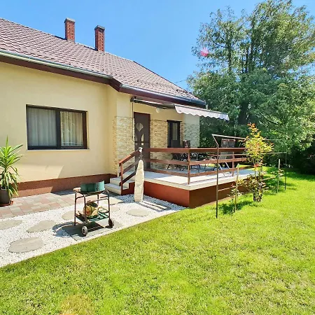 Casa vacanze Holiday House Ervin No. 66. Vonyarcvashegy